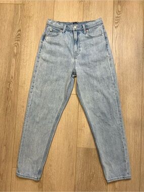GAP Denim Light Wash High-Rise Jeans - FREE SHIPPING on Bundles $95+